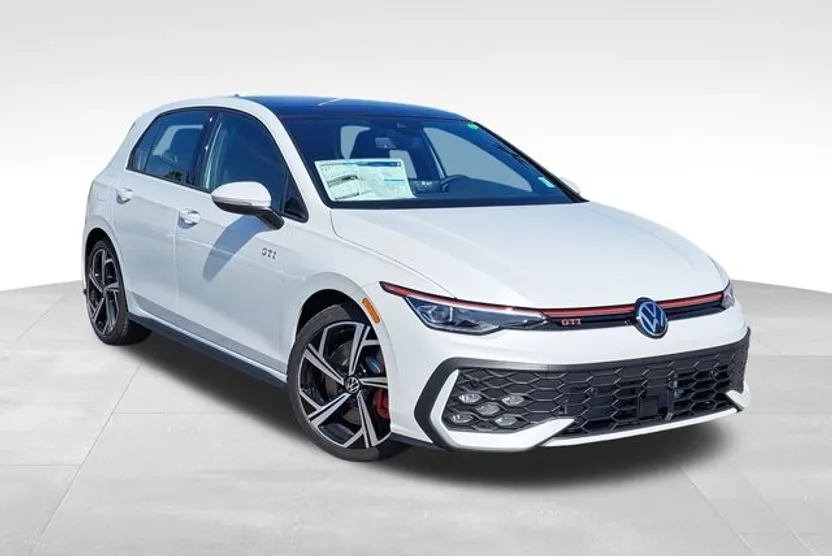 2025 Volkswagen Golf GTI SE photo 1