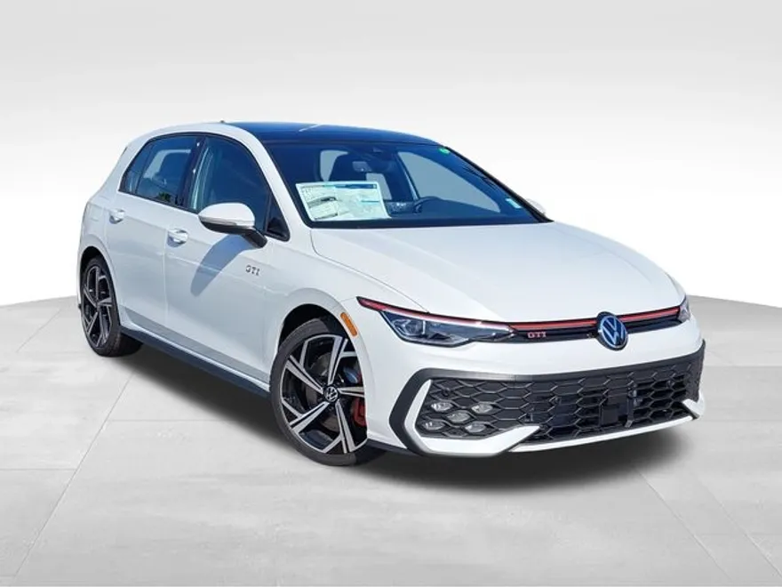 2025 Volkswagen Golf GTI SE photo 1