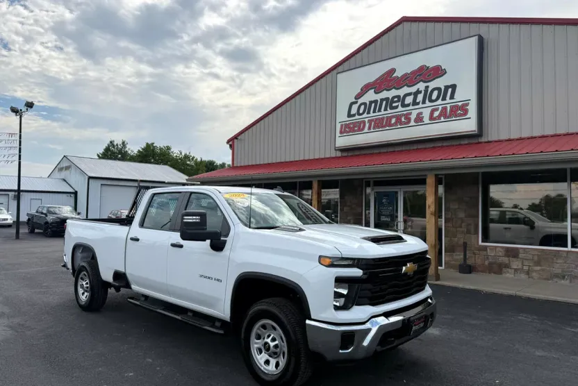 2024 Chevrolet Silverado 3500HD Work Truck photo 1