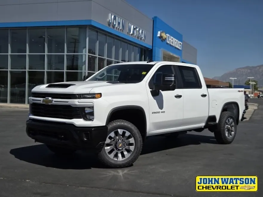 2025 Chevrolet Silverado 2500HD Custom photo 1