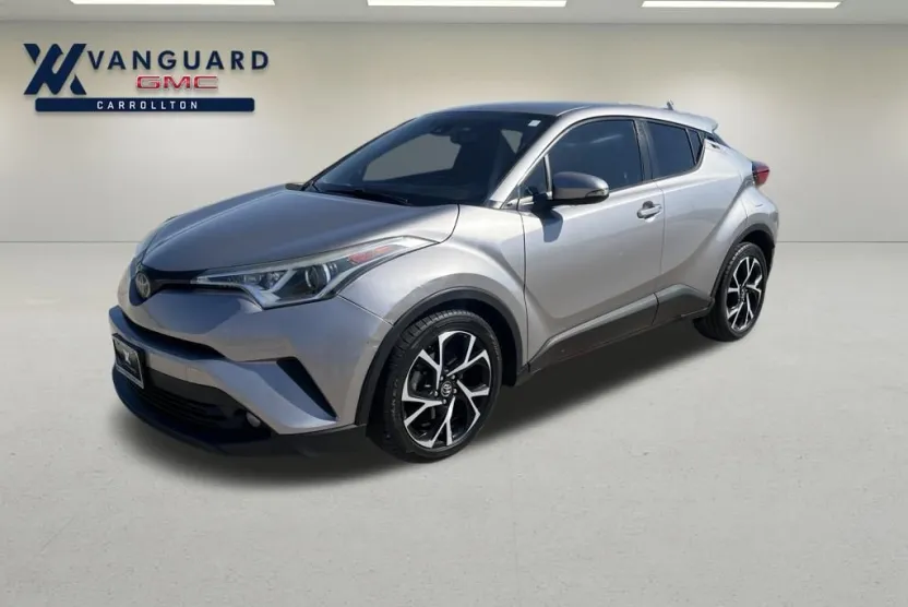 2018 Toyota C-HR XLE Premium photo 1