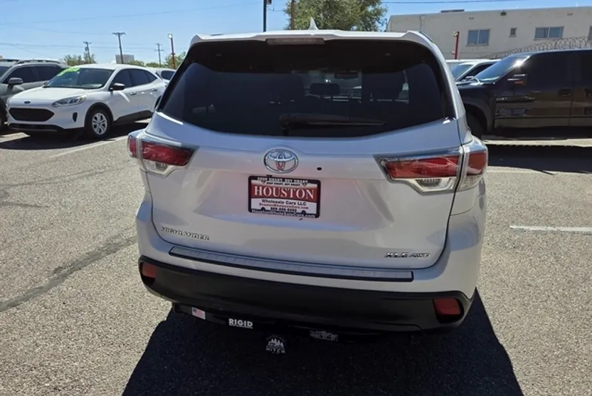 2015 Toyota Highlander Base Hybrid photo 1