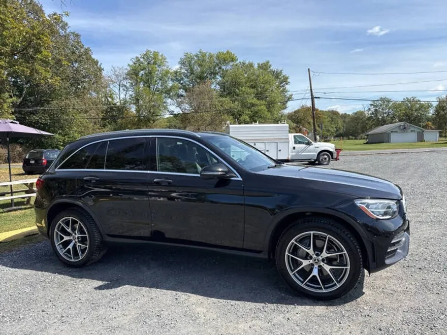 2021 Mercedes Benz GLC 300 4MATIC photo 1