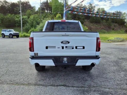 2025 Ford F-150 Lariat photo 4