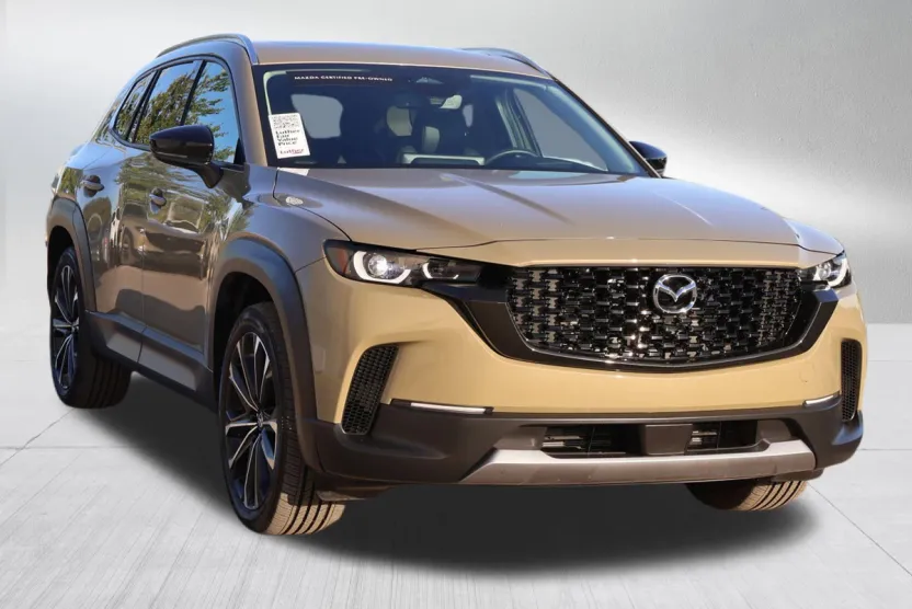 2025 Mazda CX-50 photo 1