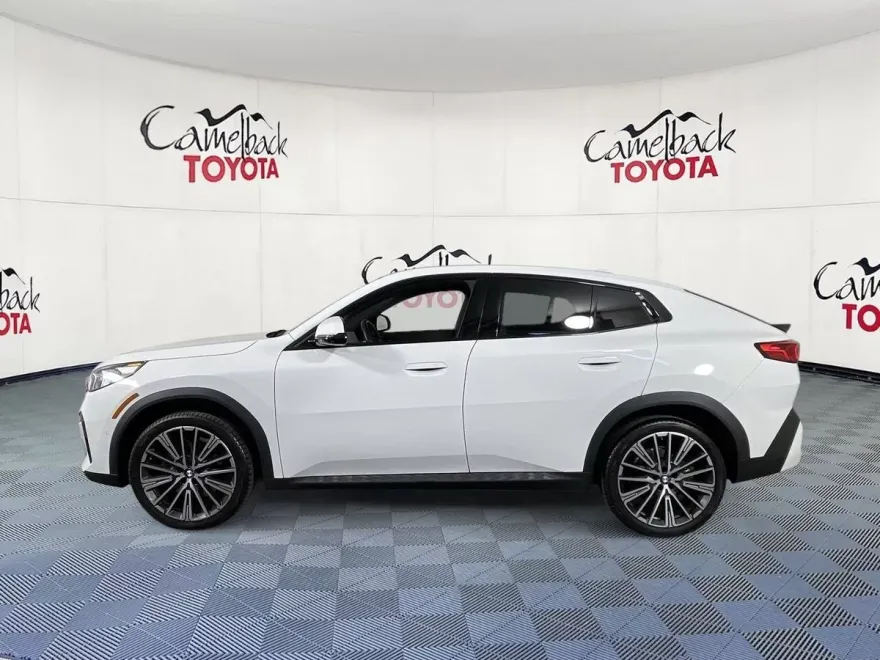 2024 Bmw X2 xDrive28i photo 1
