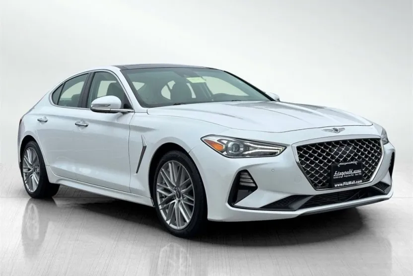 2021 Genesis G70 2.0T photo 1