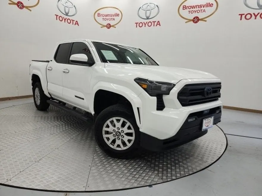 2024 Toyota Tacoma Base photo 1