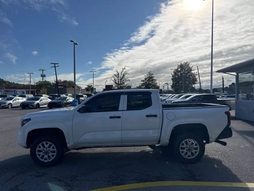 2024 Toyota Tacoma SR photo 1