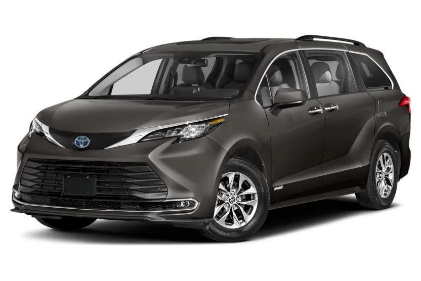 2022 Toyota Sienna XLE photo 1