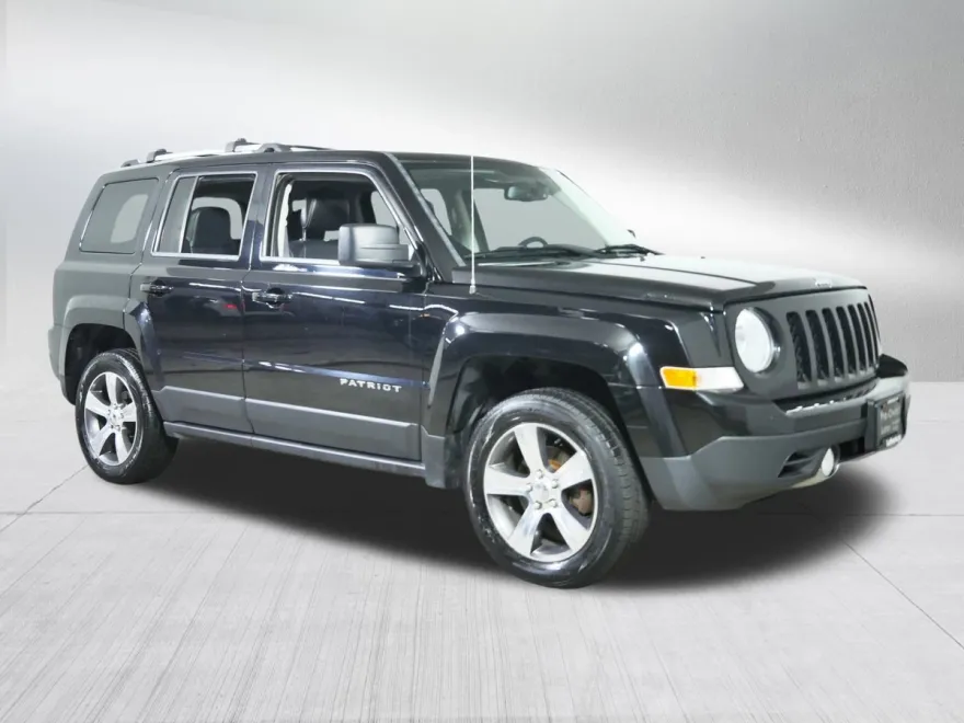 2016 Jeep Patriot High Altitude Altitude Edition photo 1