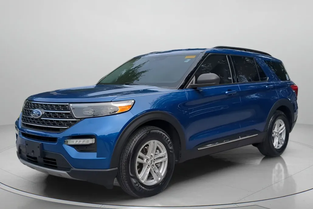 2022 Ford Explorer XLT photo 1
