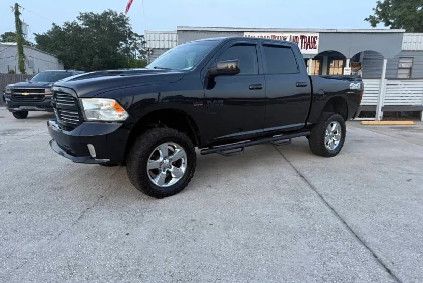 2015 Ram 1500 Sport photo 1
