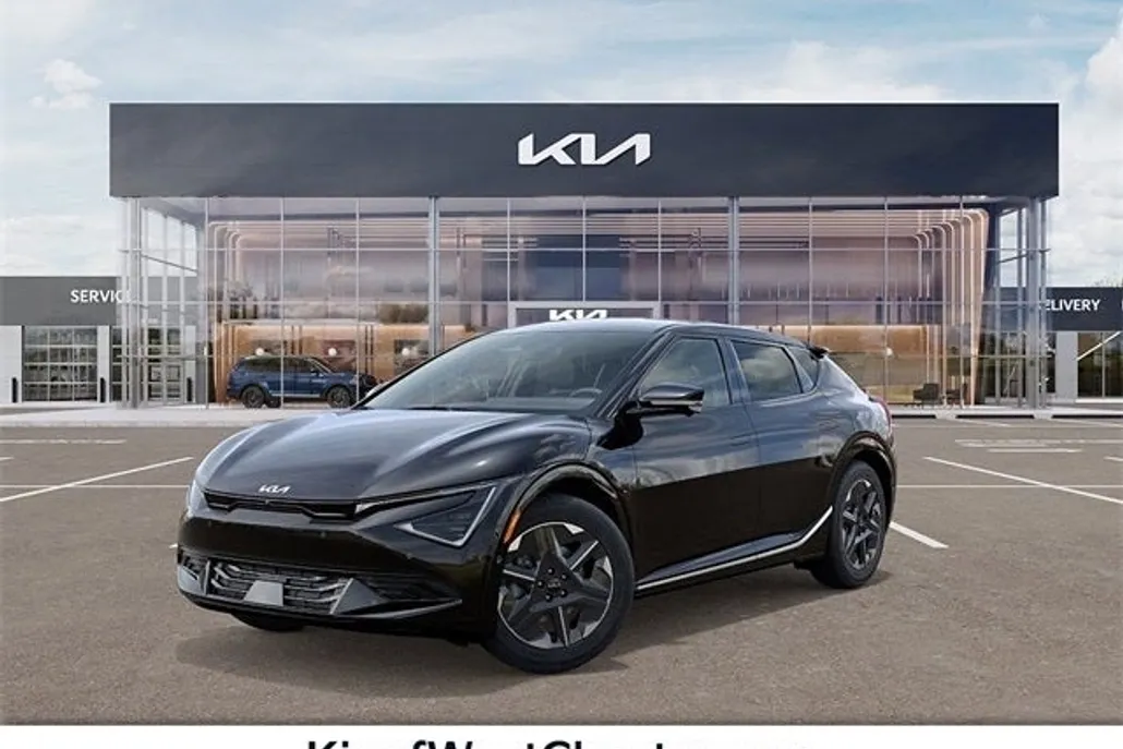 2025 Kia EV6 Light photo 1