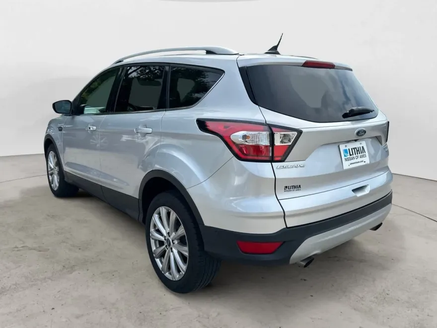 2018 Ford Escape Titanium photo 1
