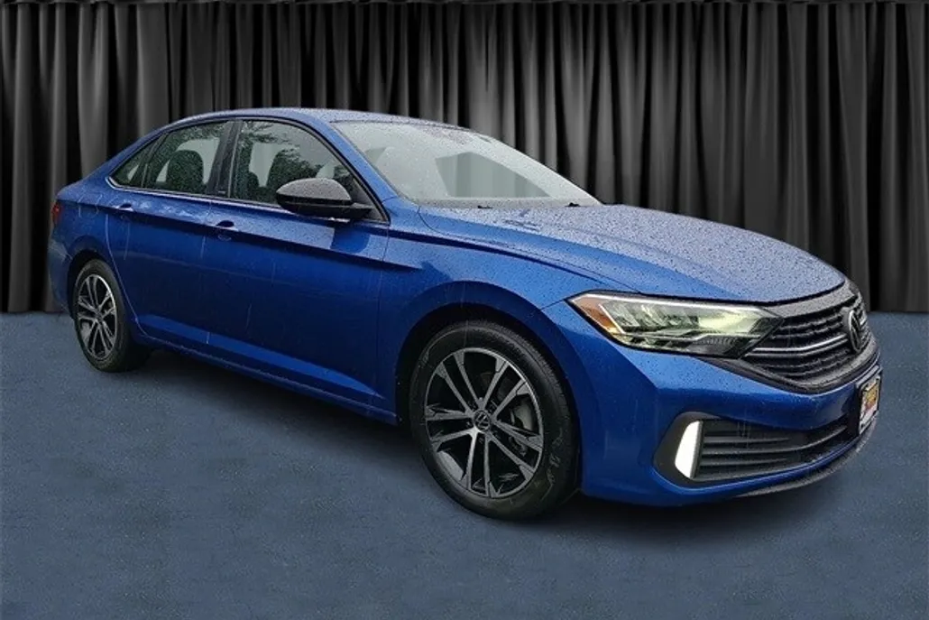 2023 Volkswagen Jetta 1.5T Sport photo 1