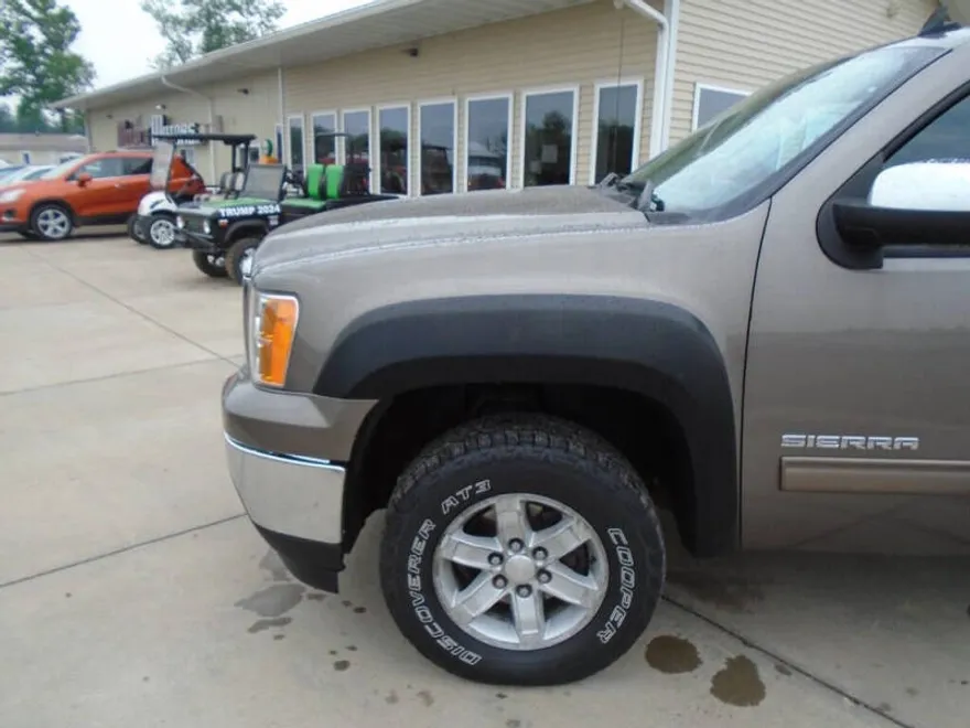 2012 Gmc Sierra 1500 SLE photo 1