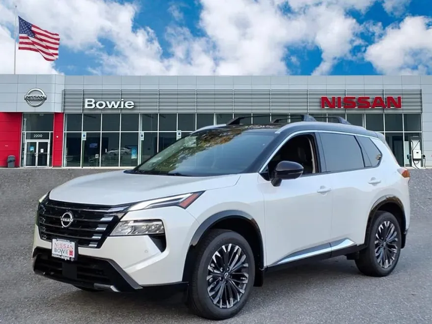2026 Nissan Rogue Platinum photo 1