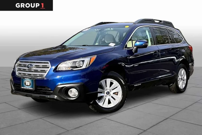 2017 Subaru Outback 2.5i Premium photo 1