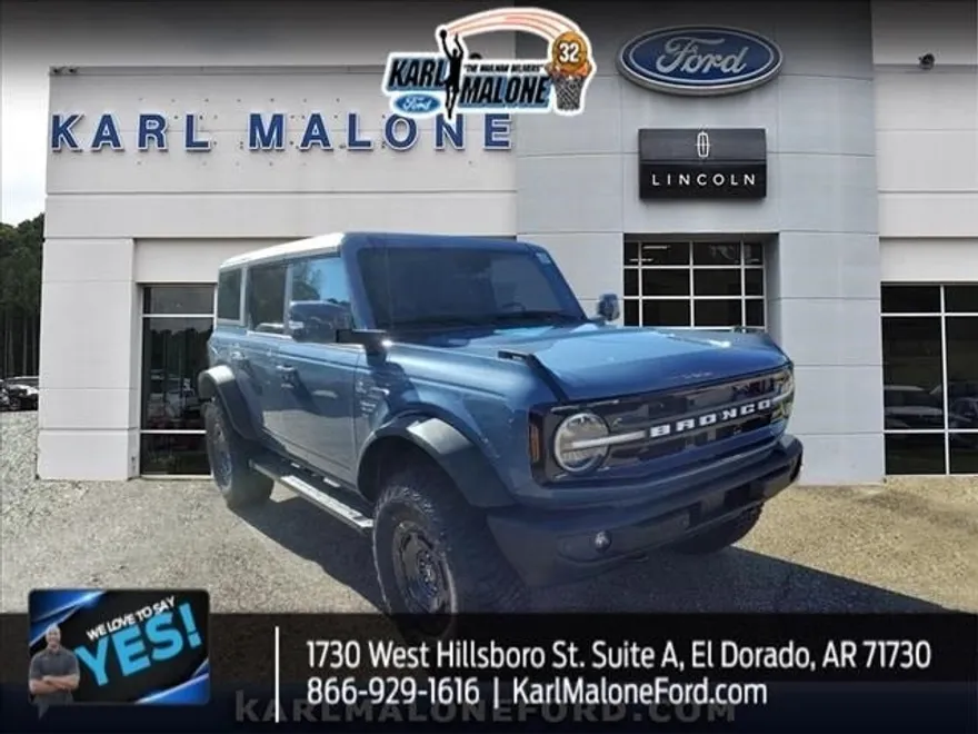 2024 Ford Bronco Outer Banks photo 1