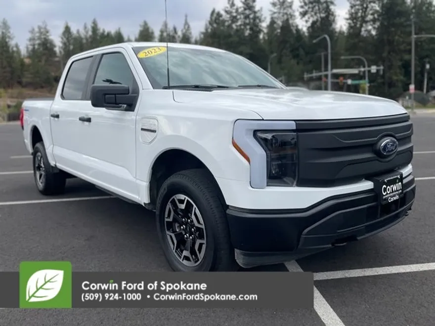 2023 Ford F-150 Lightning photo 1