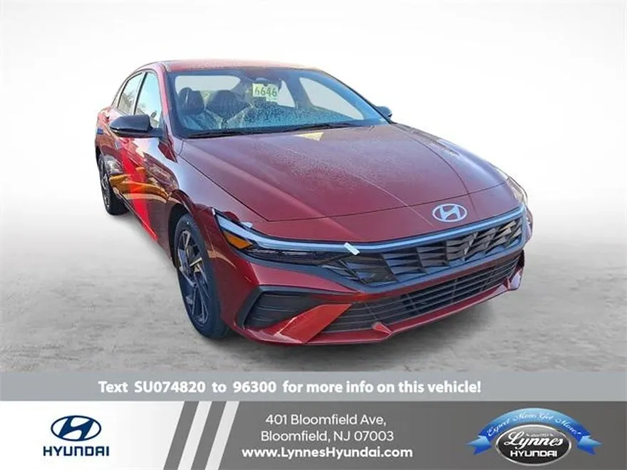 2025 Hyundai Elantra SEL Sport photo 1