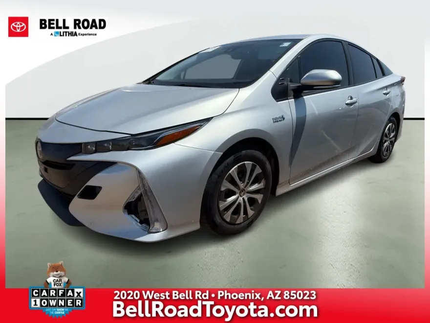 2021 Toyota Prius Prime LE photo 1