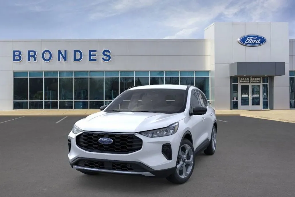 2025 Ford Escape ST-Line photo 1