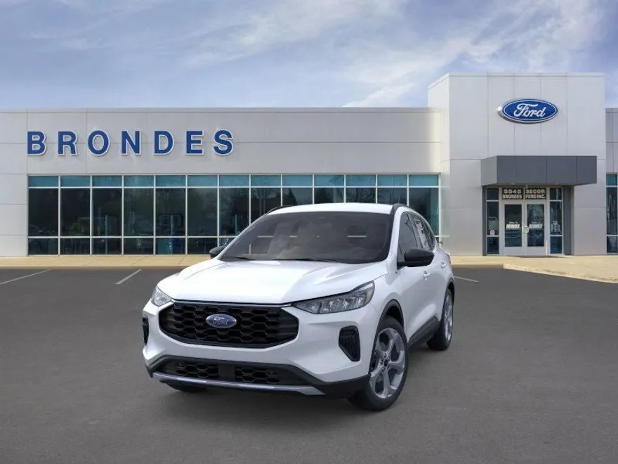 2025 Ford Escape ST-Line photo 1