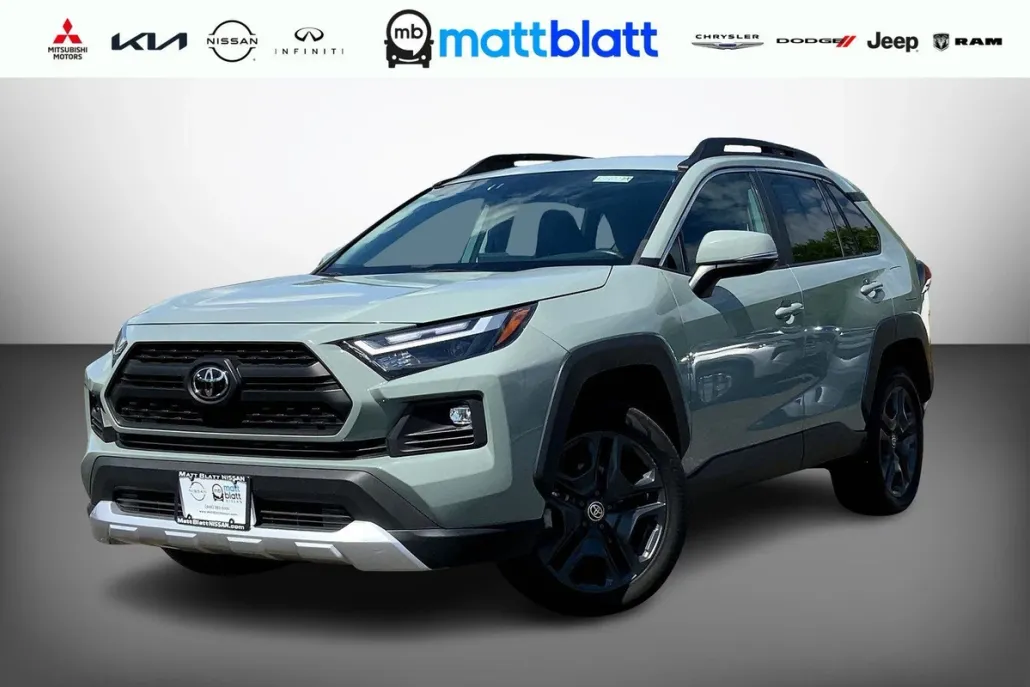 2022 Toyota RAV4 Adventure photo 1