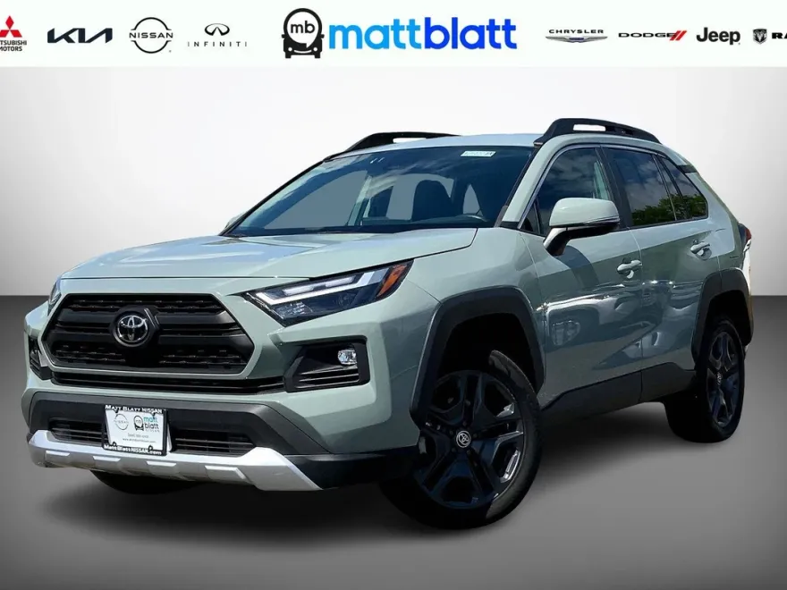 2022 Toyota RAV4 Adventure photo 1