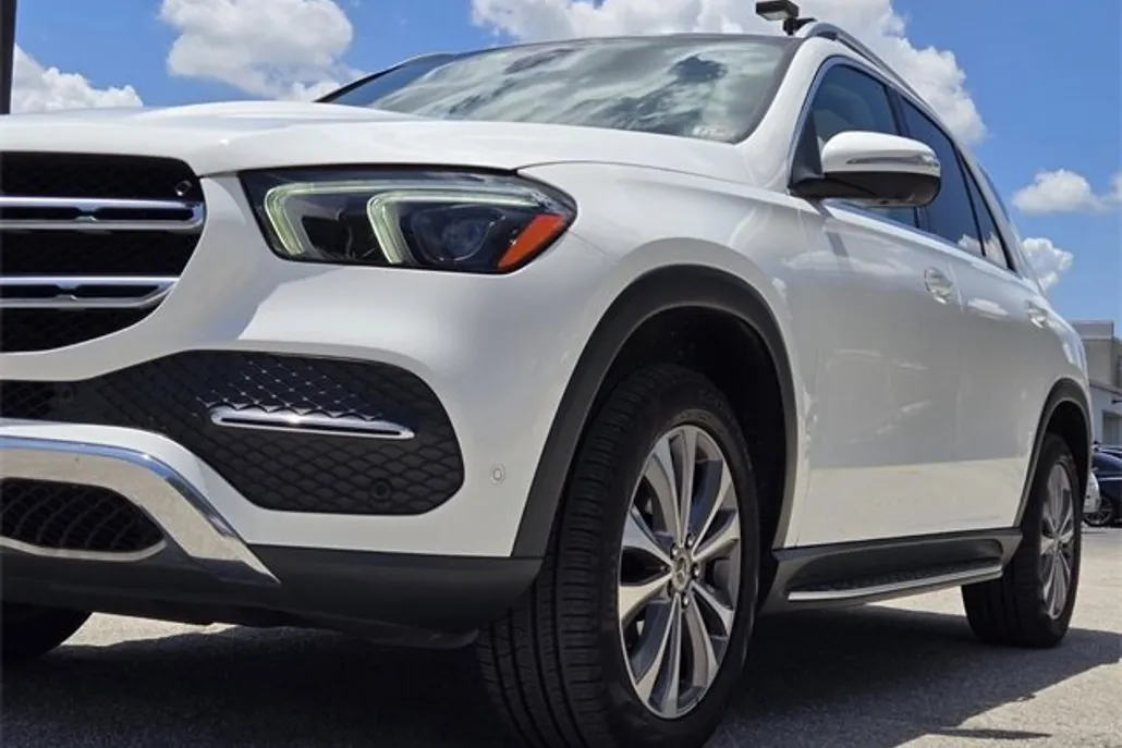 2022 Mercedes Benz GLE 350 4MATIC photo 1