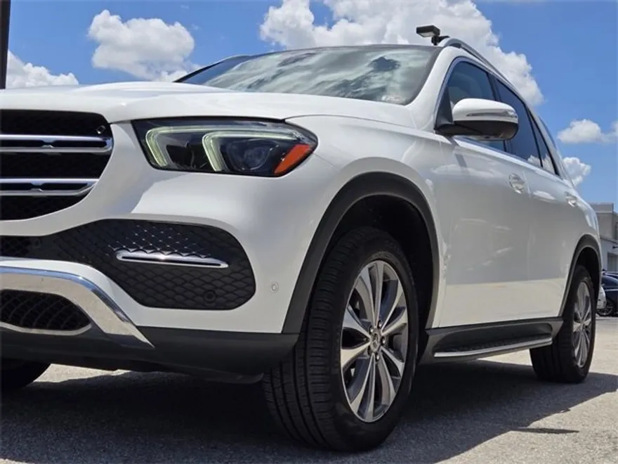 2022 Mercedes Benz GLE 350 4MATIC photo 1