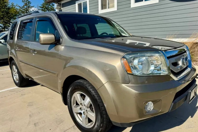 2011 Honda Pilot EX photo 1