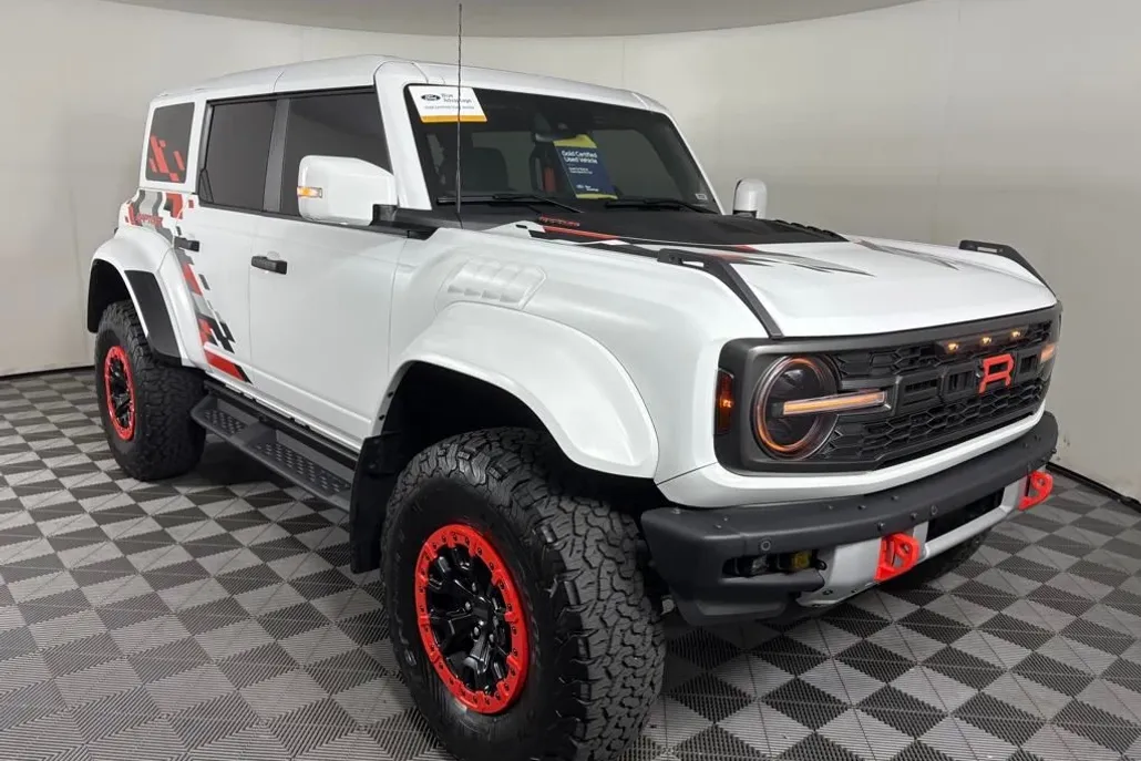 2024 Ford Bronco Raptor photo 1