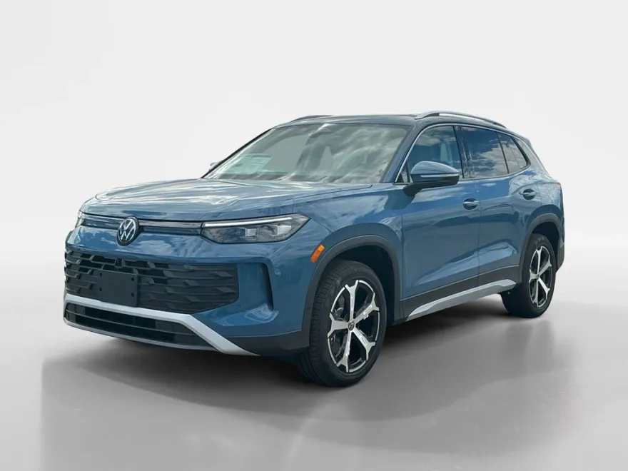 2025 Volkswagen Tiguan SE photo 1