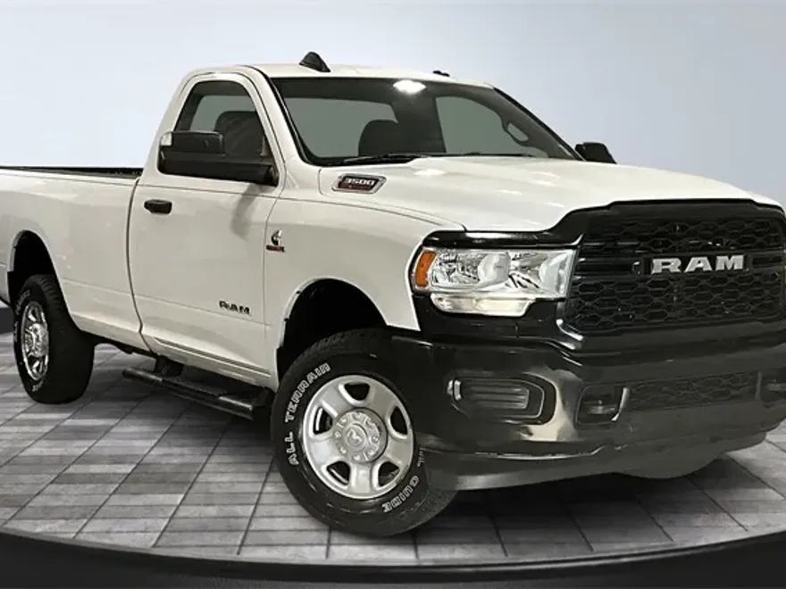 2022 Ram 3500 Tradesman photo 1