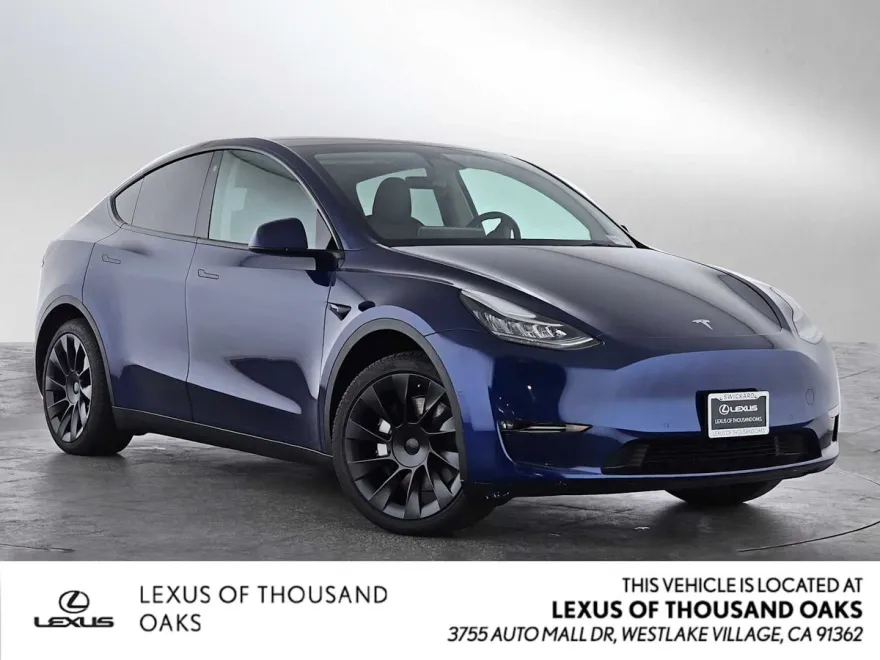 2022 Tesla Model Y Long Range photo 1