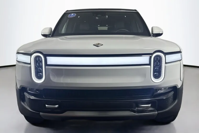 2024 Rivian R1S Adventure photo 1