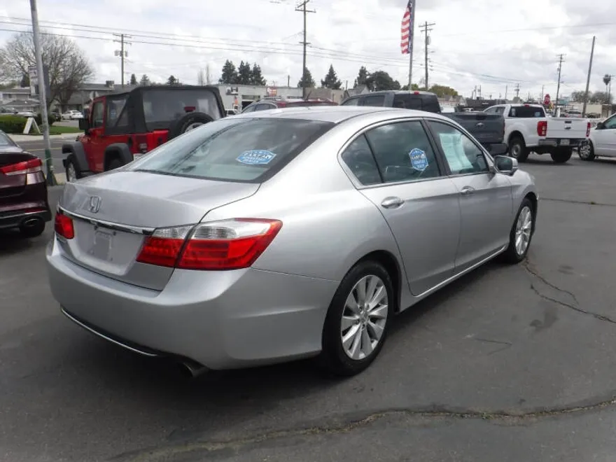 2014 Honda Accord EX-L photo 1