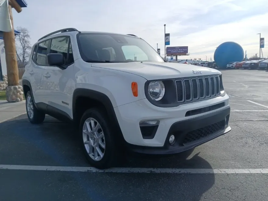 2023 Jeep Renegade Latitude photo 1