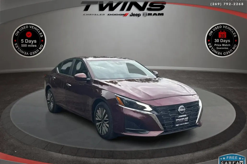 2024 Nissan Altima 2.5 SV photo 1