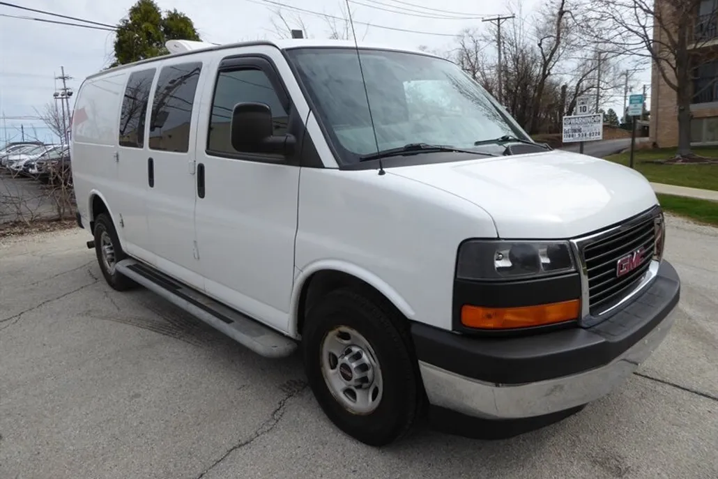 2017 Gmc Savana 2500 Cargo photo 1