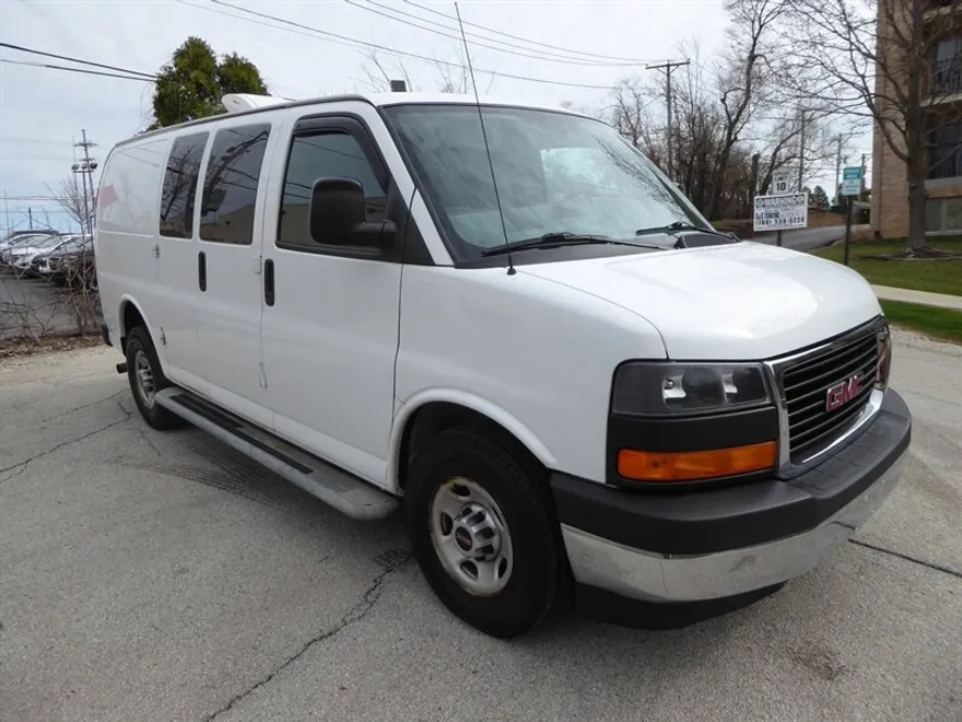 2017 Gmc Savana 2500 Cargo photo 1