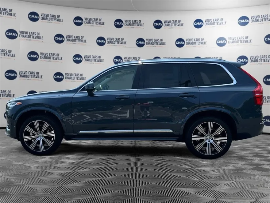 2025 Volvo XC90 Plus photo 1