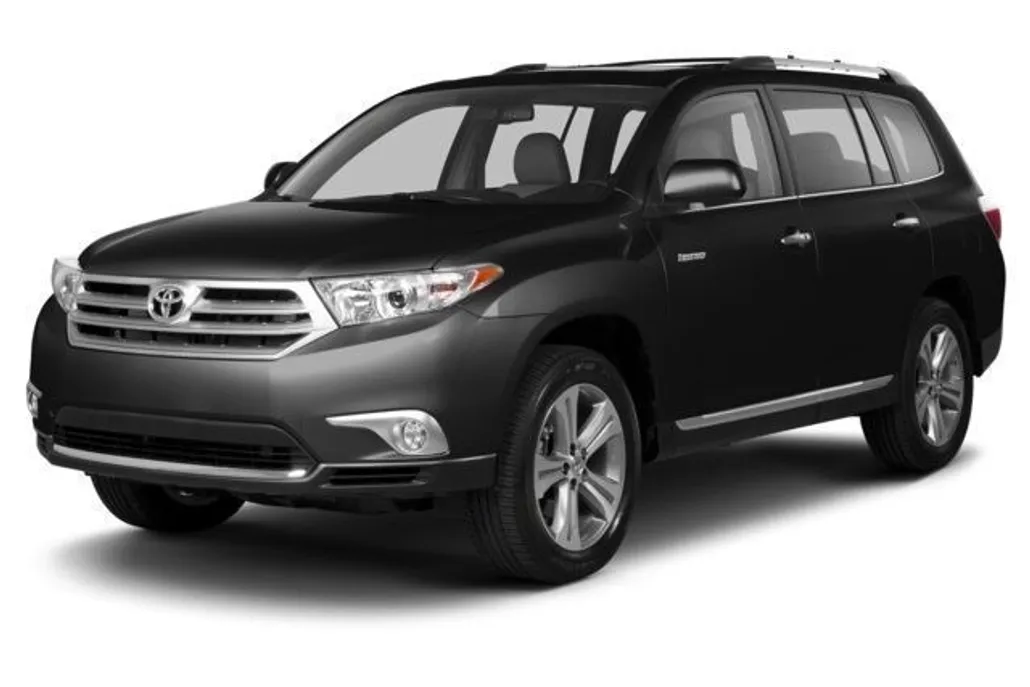 2013 Toyota Highlander Plus photo 1