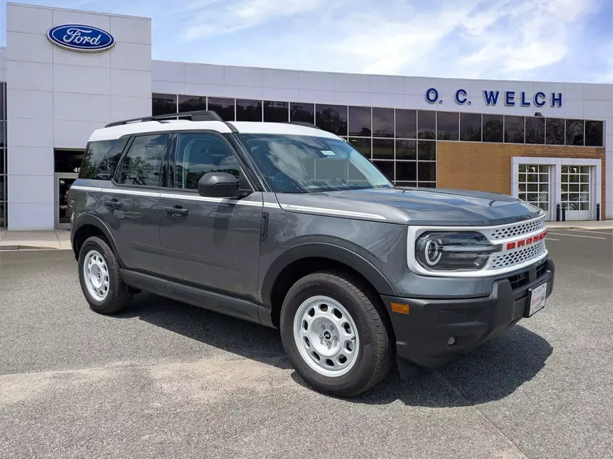 2025 Ford Bronco Sport Heritage photo 1