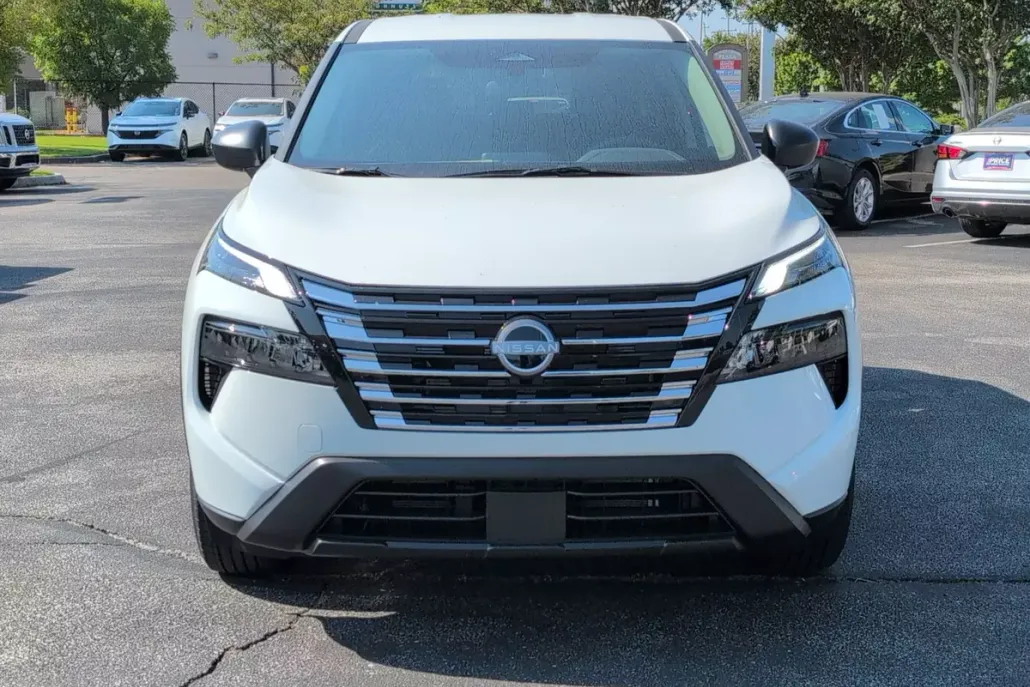 2026 Nissan Rogue S photo 1