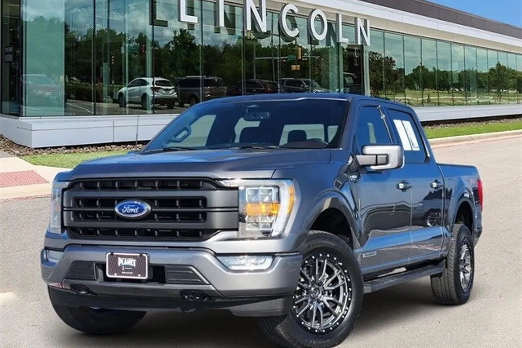 2023 Ford F-150 XLT photo 1