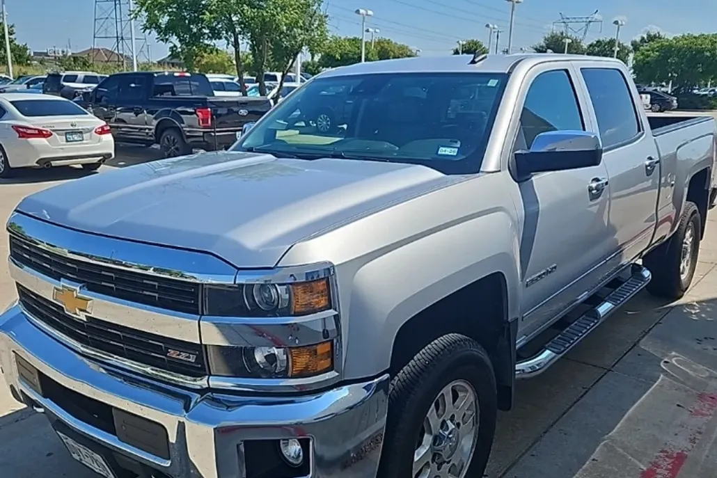 2015 Chevrolet Silverado 2500HD LTZ photo 1
